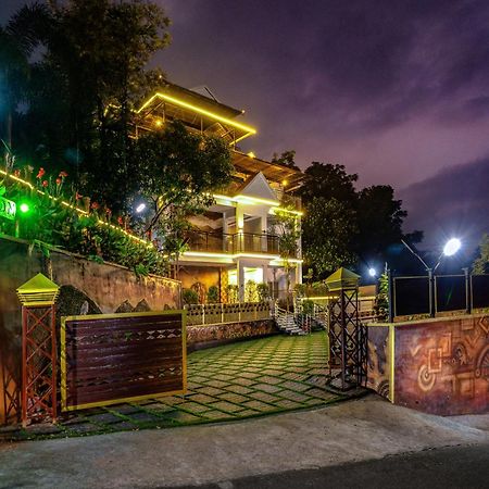 Star Emirates Luxury Resort And Spa, Munnar Anachal Екстериор снимка