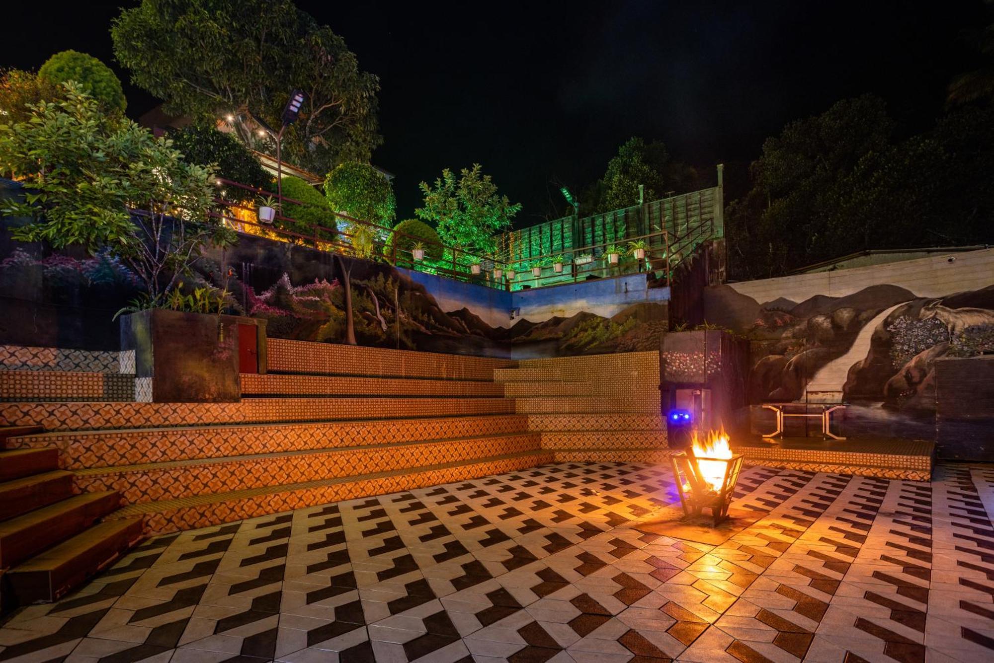 Star Emirates Luxury Resort And Spa, Munnar Anachal Екстериор снимка