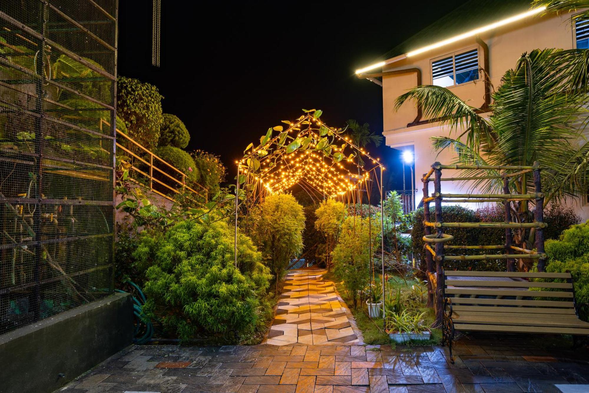 Star Emirates Luxury Resort And Spa, Munnar Anachal Екстериор снимка