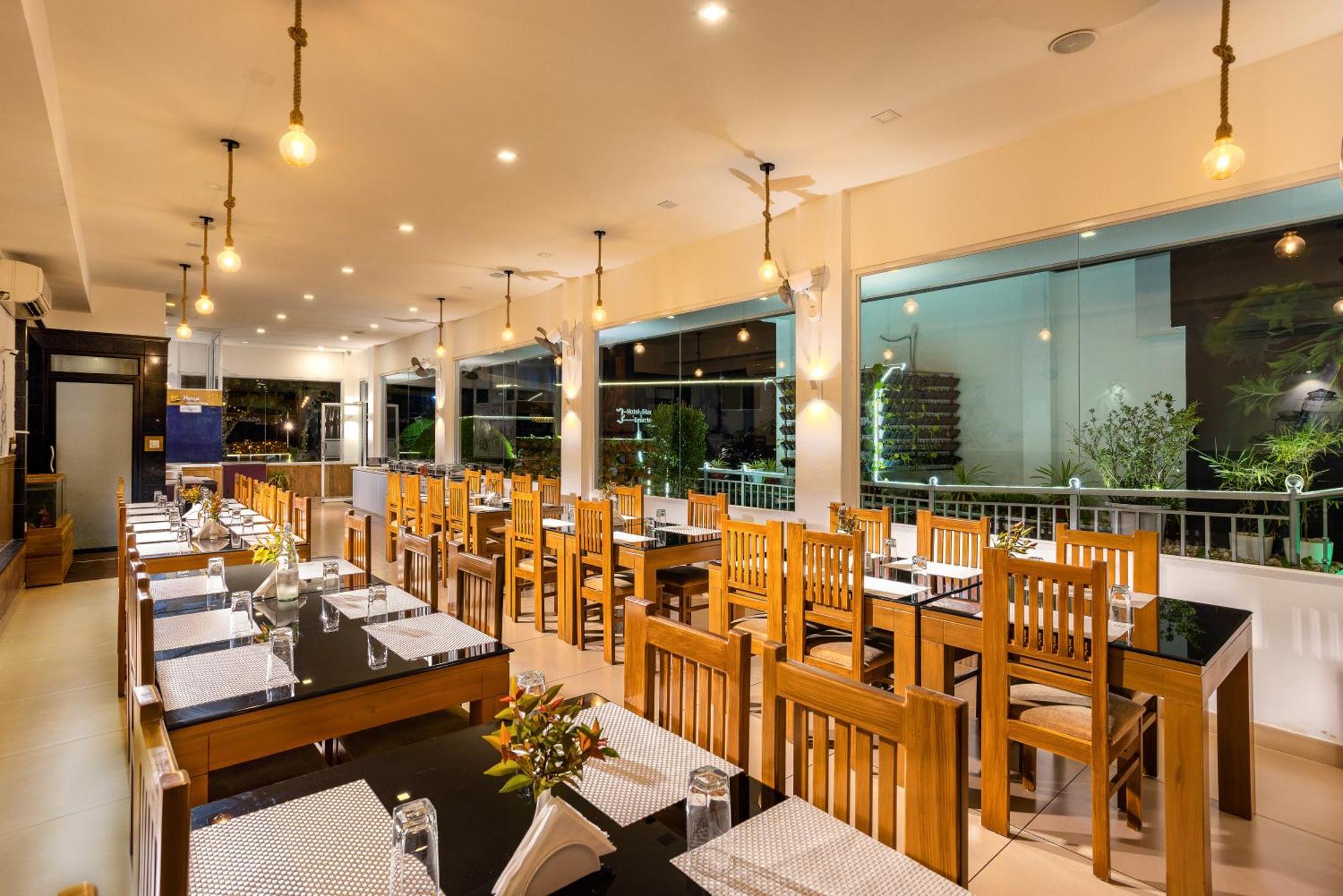 Star Emirates Luxury Resort And Spa, Munnar Anachal Екстериор снимка